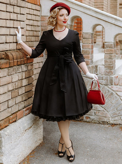 little black dress with long sleeves in cotton