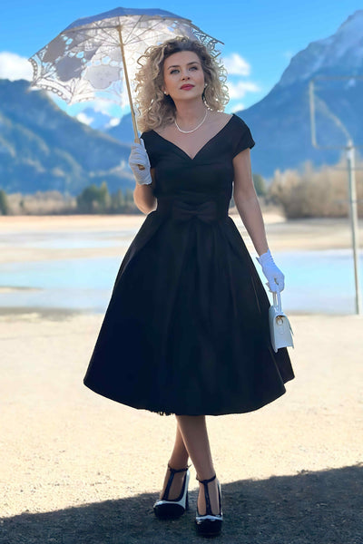 Black swing hotsell cocktail dress